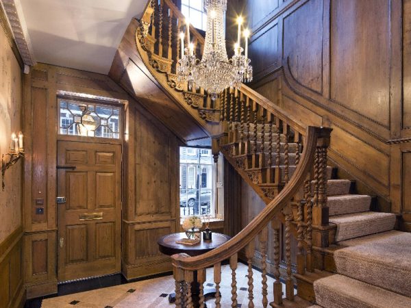 bespoke staircase styles Hertfordshire